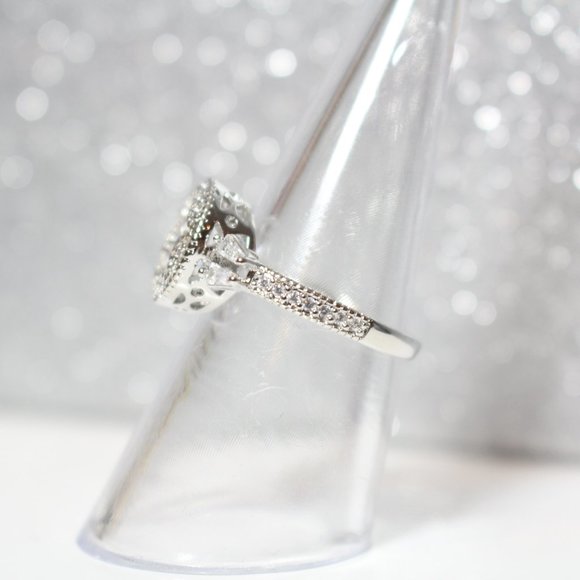 🌸Sterling Silver Solitaire Halo Victorian Antique Diamond Ring  Size 7 - Picture 5 of 9